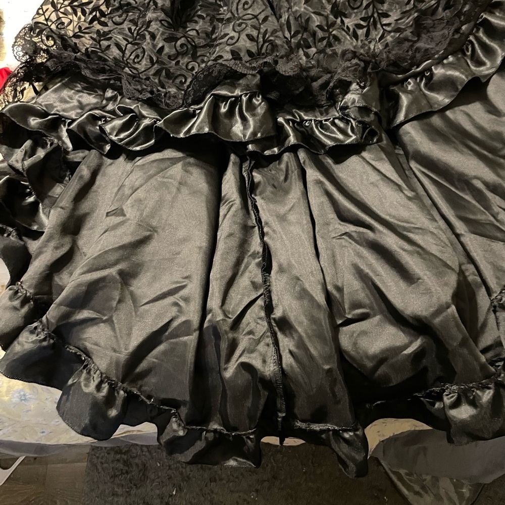 Black Ruffled Satin & Lace High/Low skirt.